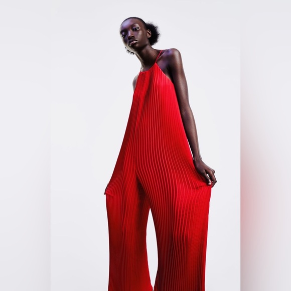 Zara Red Oversized Flowy Pleated High Neck Sleeveless Jumpsuit Size Small - Picture 11 of 16